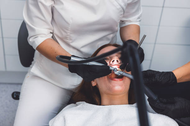 Best Weekend Emergency Dentist in Cedar Grove, FL